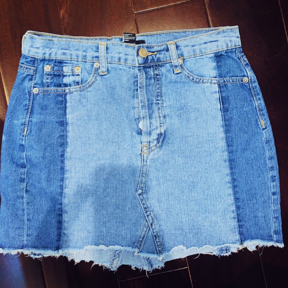 Forever 21 denim skirt